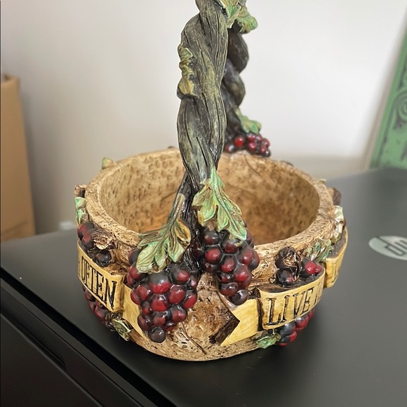 Rustic Grapevine Basket with Inspirational Quote - Picture 4 of 6